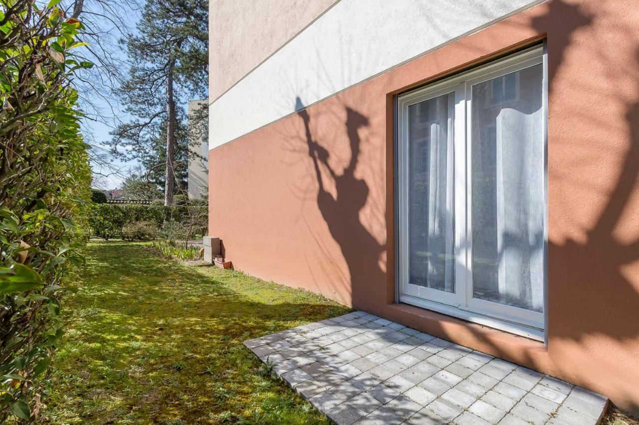 Suite Granges En Rez-De-Jardin Pour 4 Voyageurs Лион Экстерьер фото