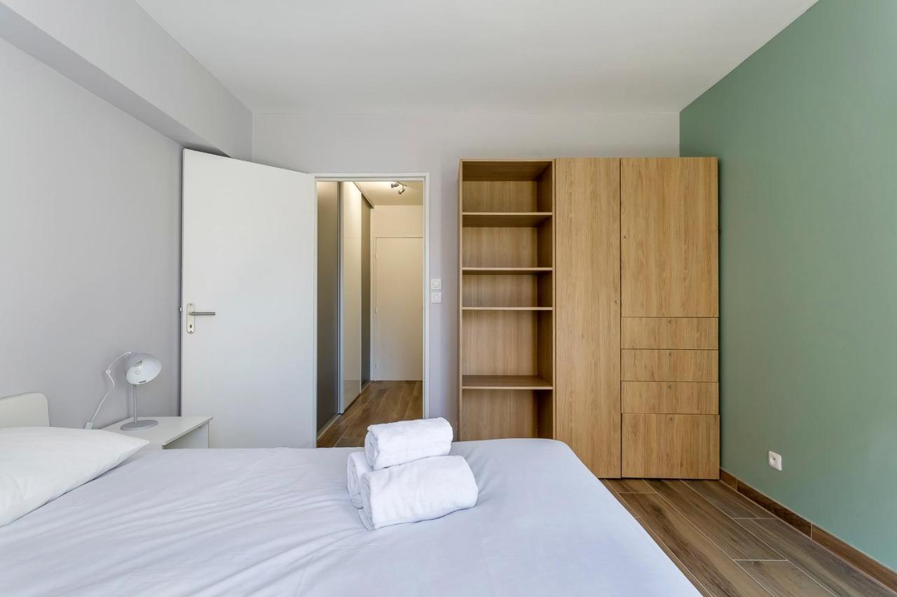 Suite Granges En Rez-De-Jardin Pour 4 Voyageurs Лион Экстерьер фото
