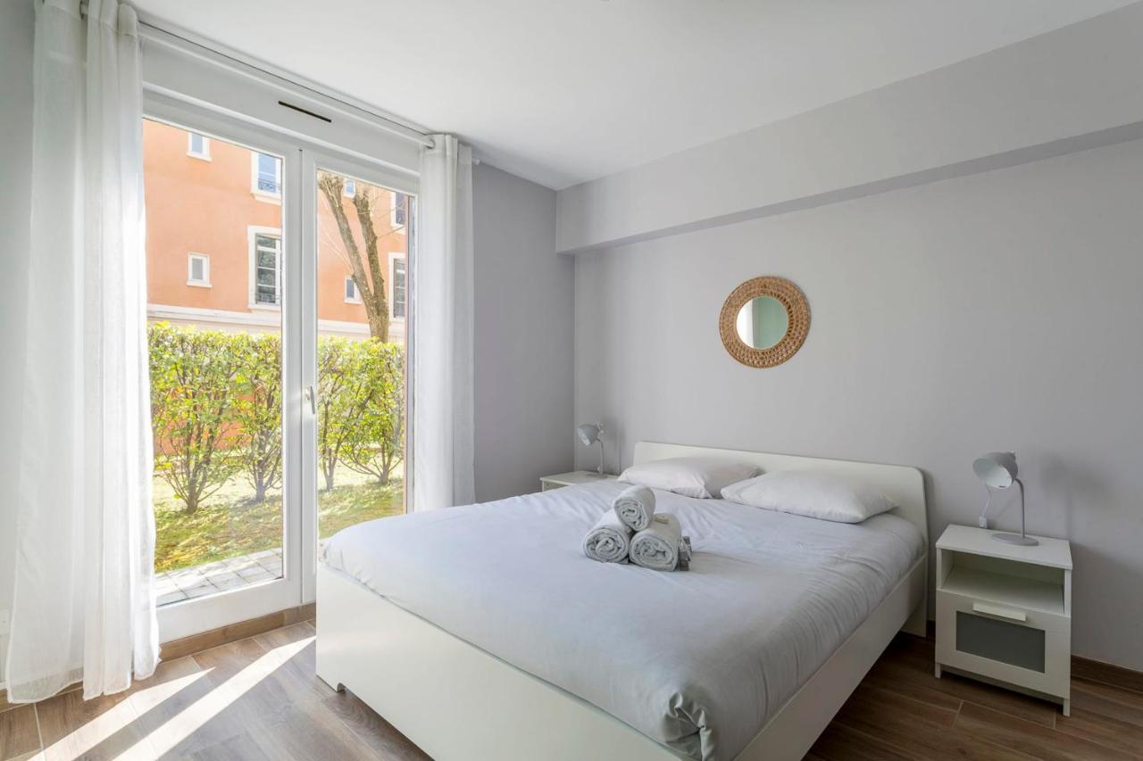 Suite Granges En Rez-De-Jardin Pour 4 Voyageurs Лион Экстерьер фото