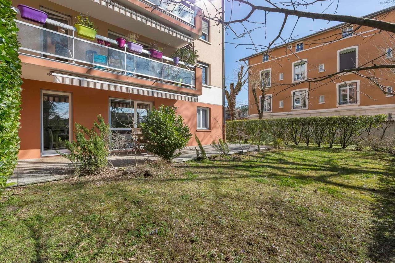 Suite Granges En Rez-De-Jardin Pour 4 Voyageurs Лион Экстерьер фото