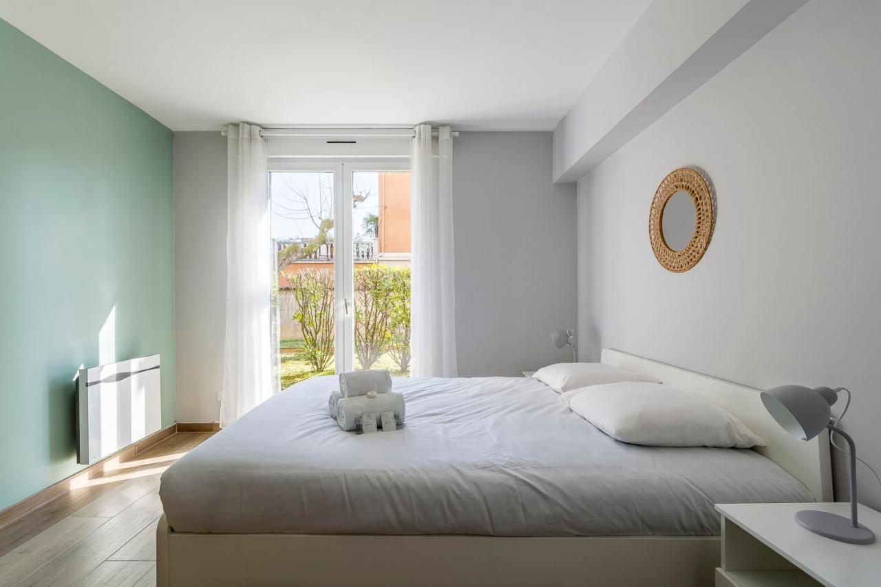 Suite Granges En Rez-De-Jardin Pour 4 Voyageurs Лион Экстерьер фото